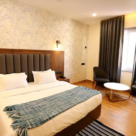 Hotel Dhingra Inn Rewāri المظهر الخارجي الصورة