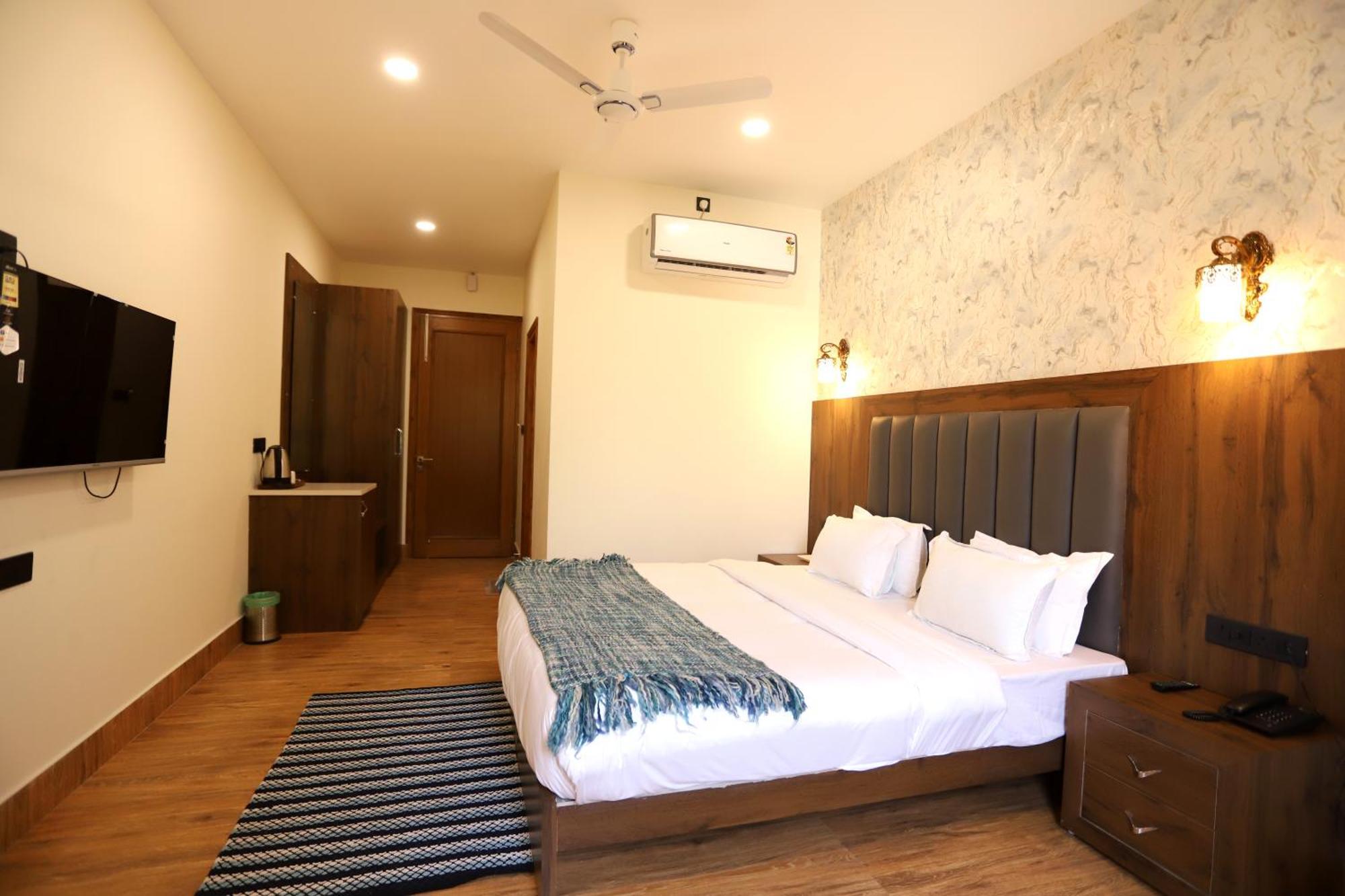 Hotel Dhingra Inn Rewāri المظهر الخارجي الصورة
