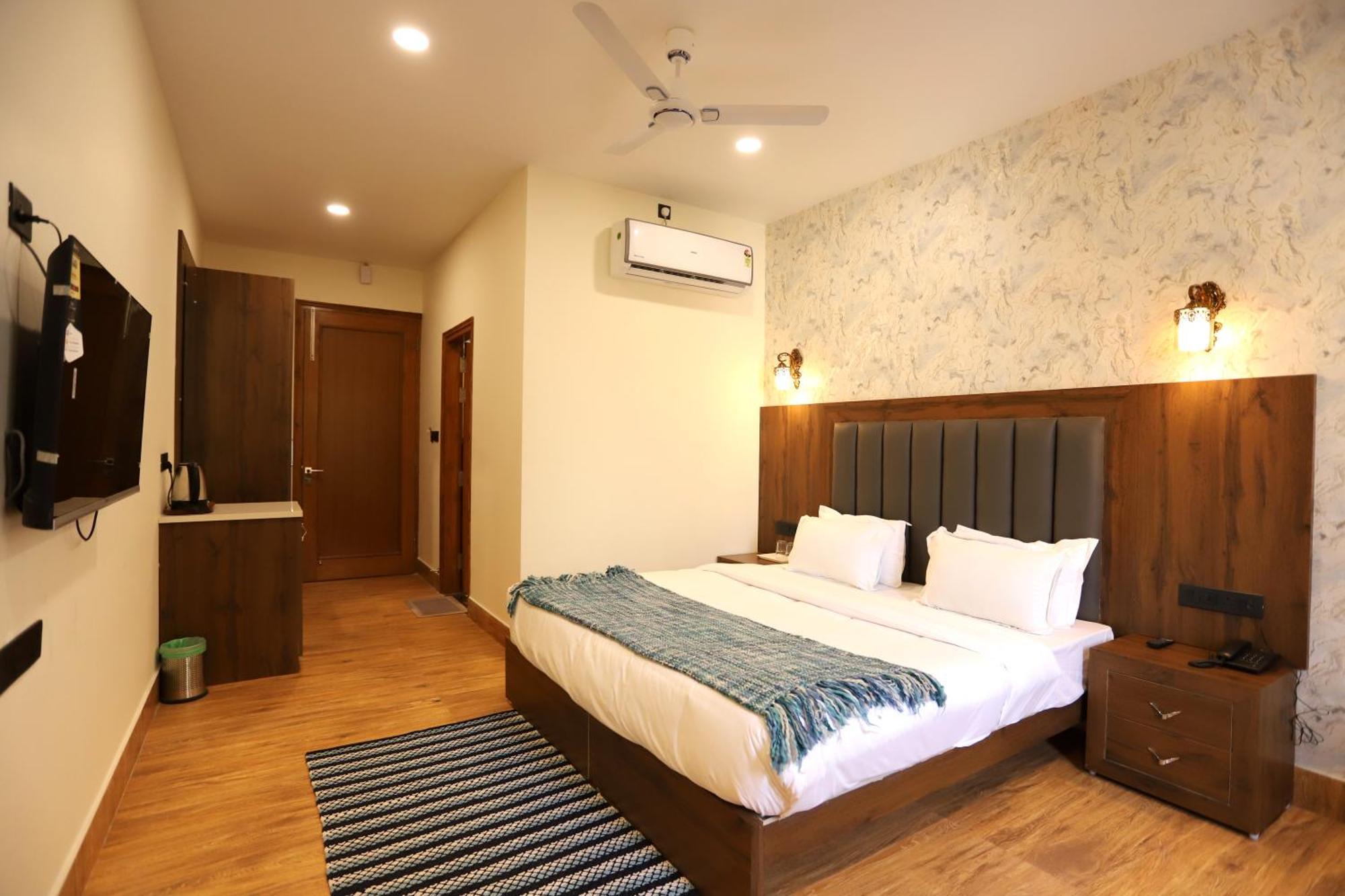Hotel Dhingra Inn Rewāri المظهر الخارجي الصورة