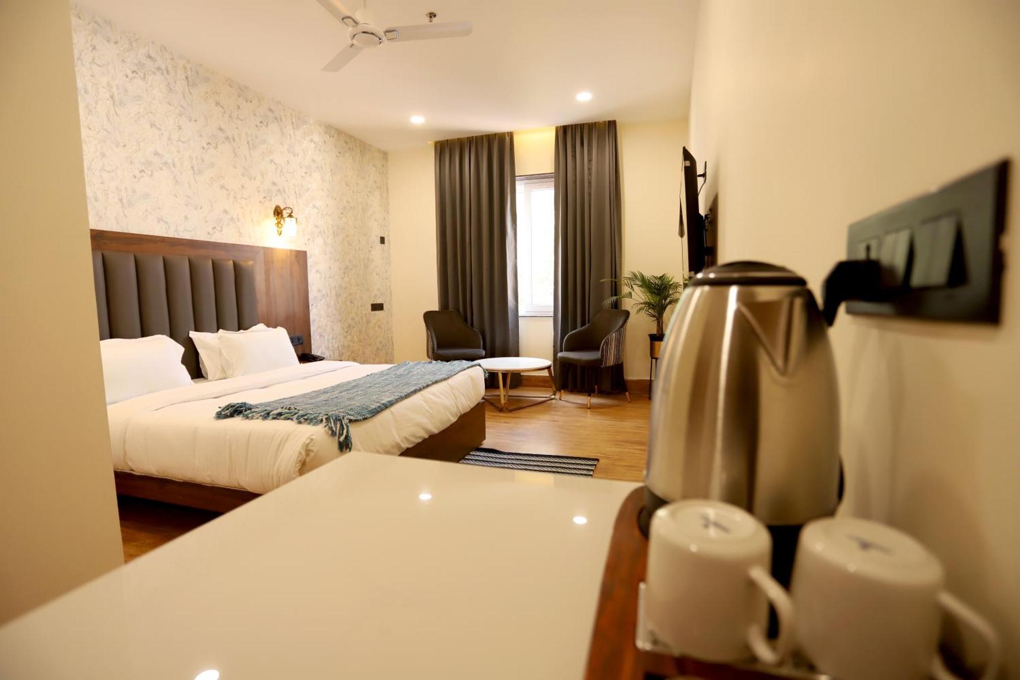 Hotel Dhingra Inn Rewāri المظهر الخارجي الصورة